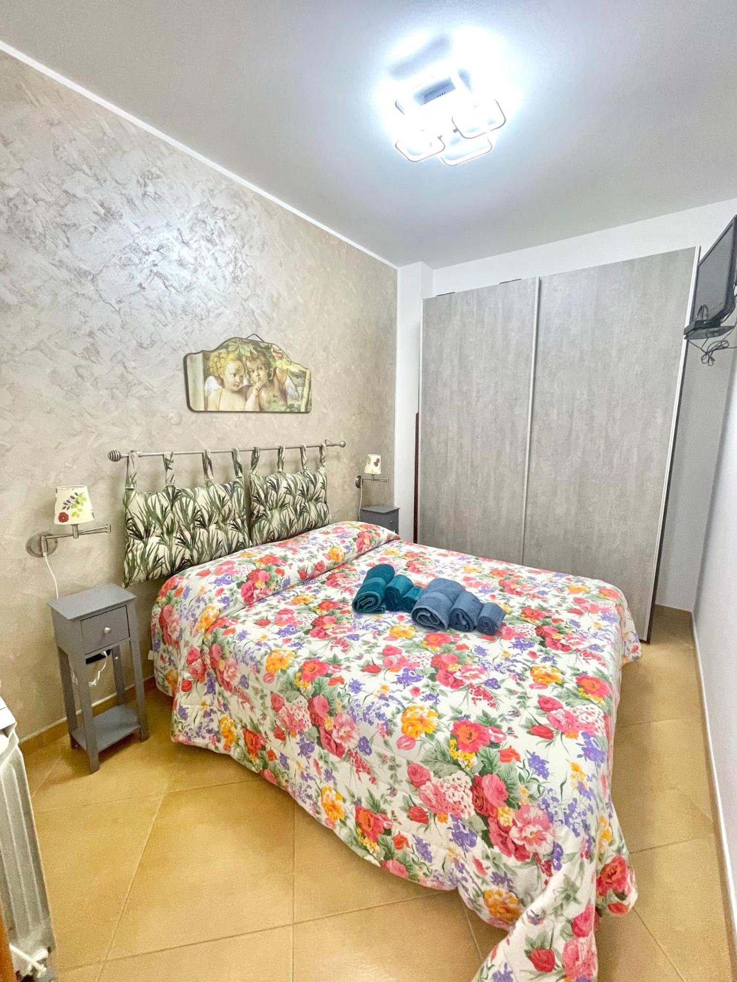 Sinyhouse Appartement Terrasini Buitenkant foto